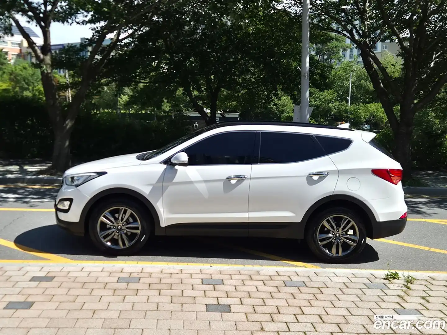 Santafe Hyundai 2014.5-OUTER-004