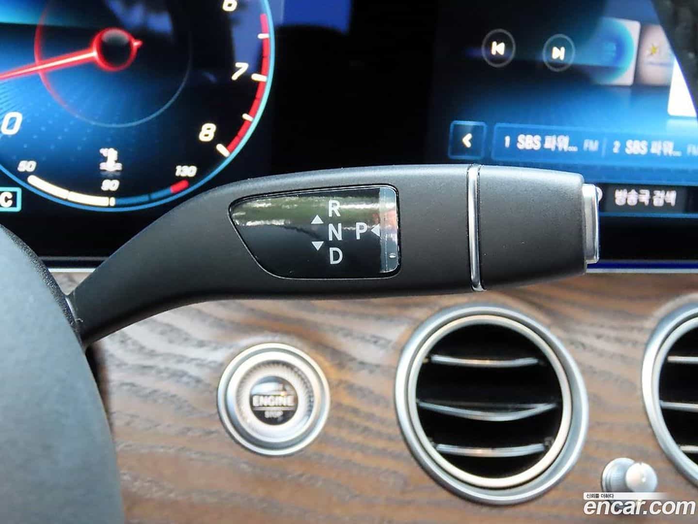 E-Class Mercedes-Benz 2023.8-OPTION-015