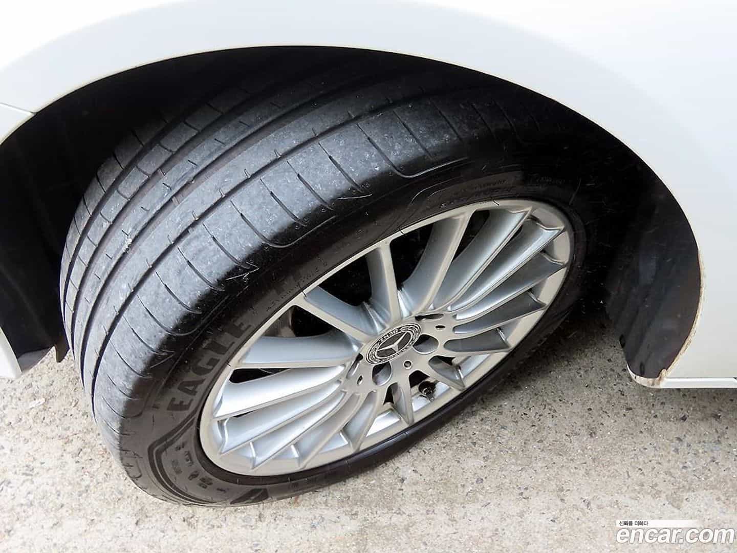 E-Class Mercedes-Benz 2023.8-OPTION-024