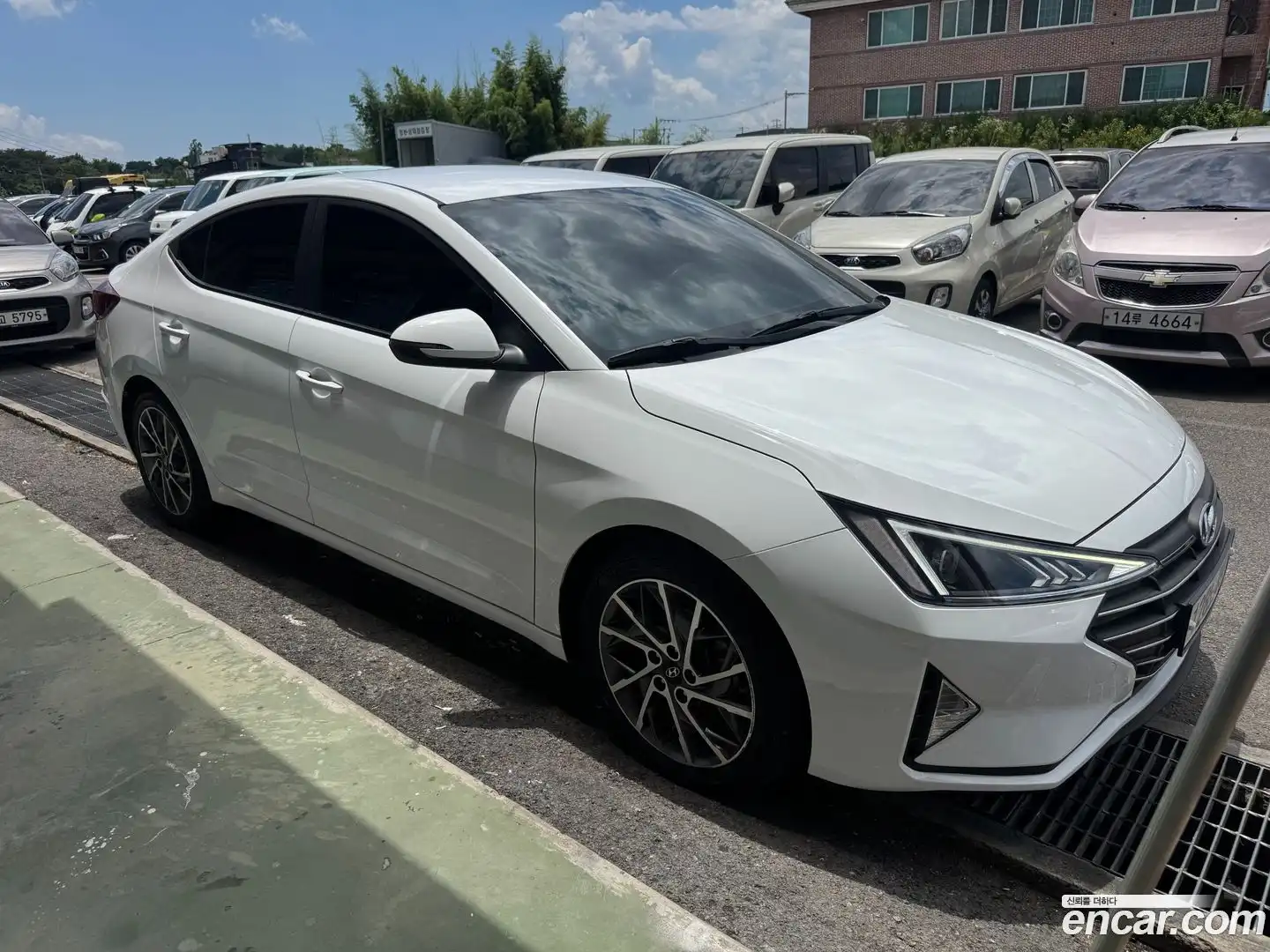 AVANTE Hyundai 2020.2-OUTER-003