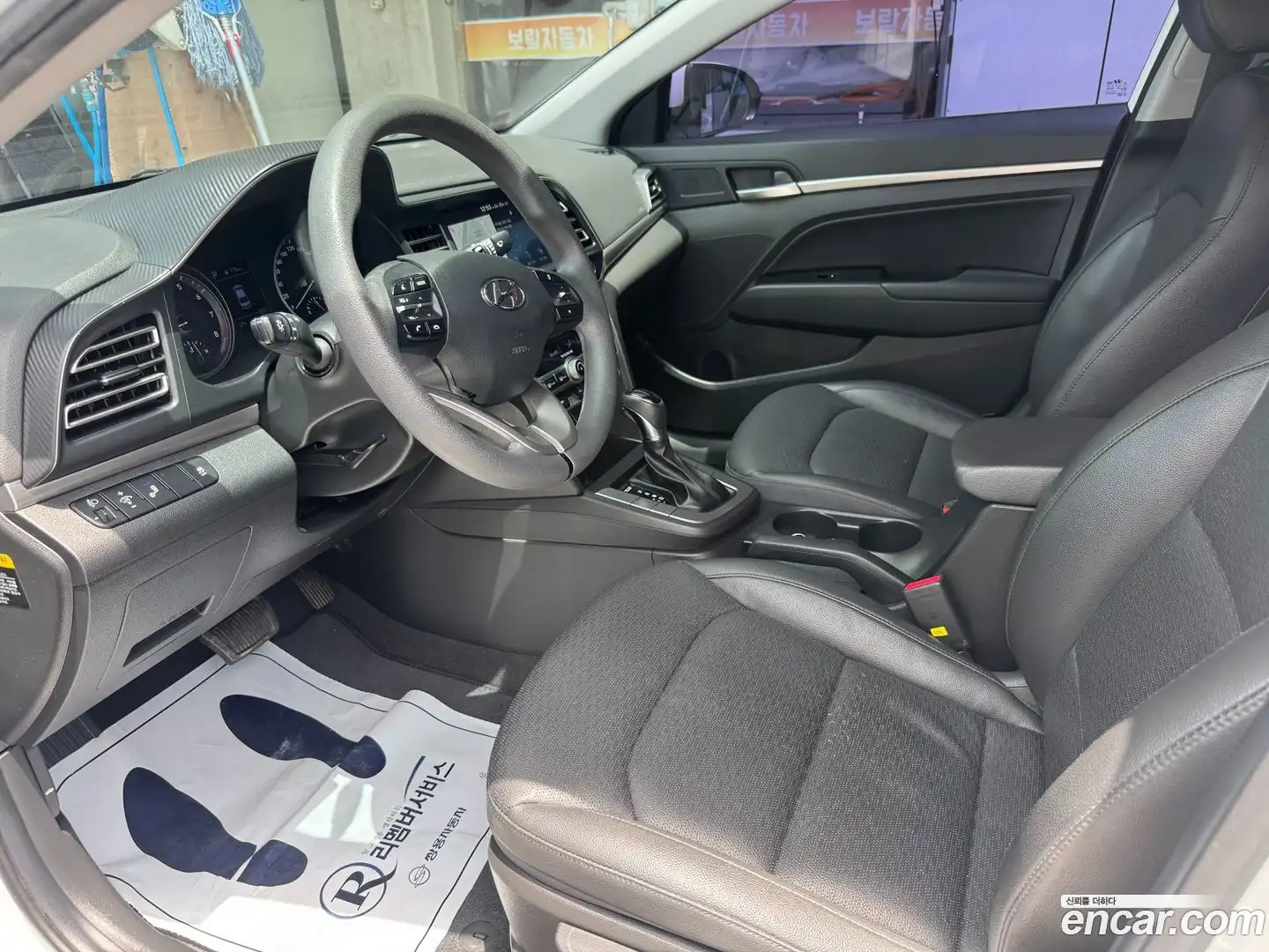 AVANTE Hyundai 2020.2-OUTER-006