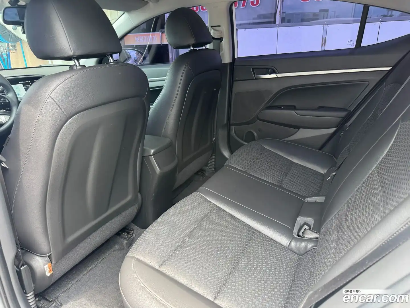 AVANTE Hyundai 2020.2-OPTION-017