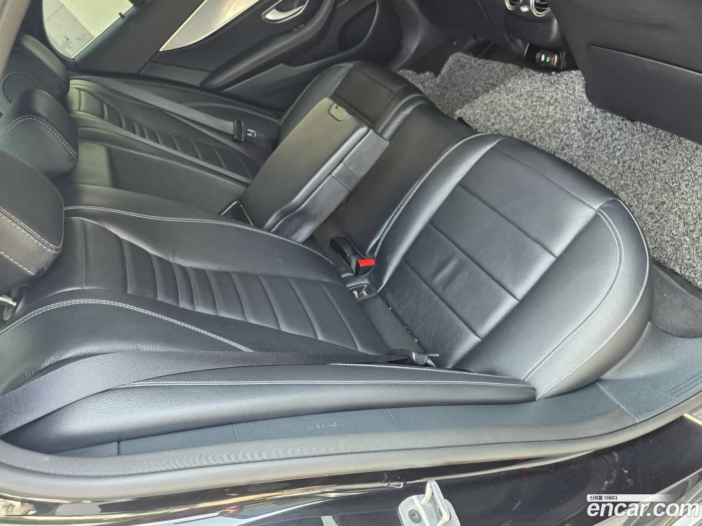 E-Class Mercedes-Benz 2020.8-OPTION-015