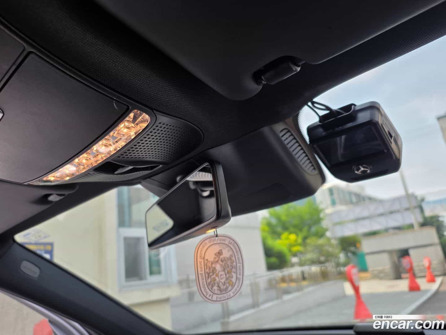 E-Class Mercedes-Benz 2020.8-OPTION-017