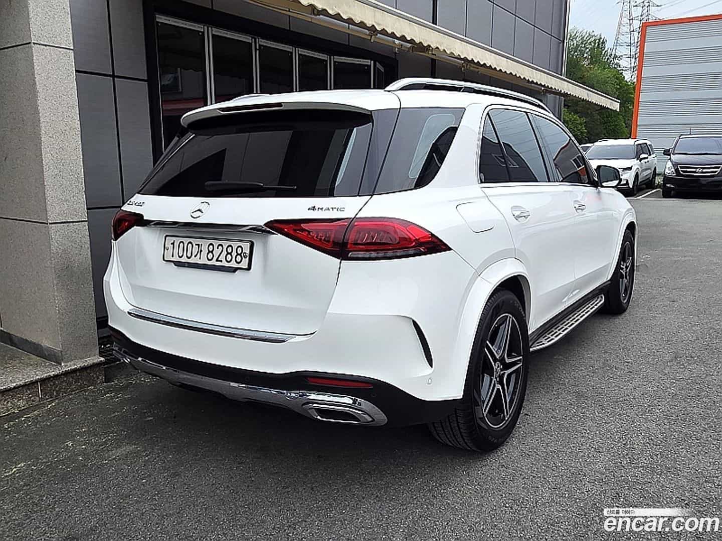 GLE-Class Mercedes-Benz 2020.9-OUTER-003
