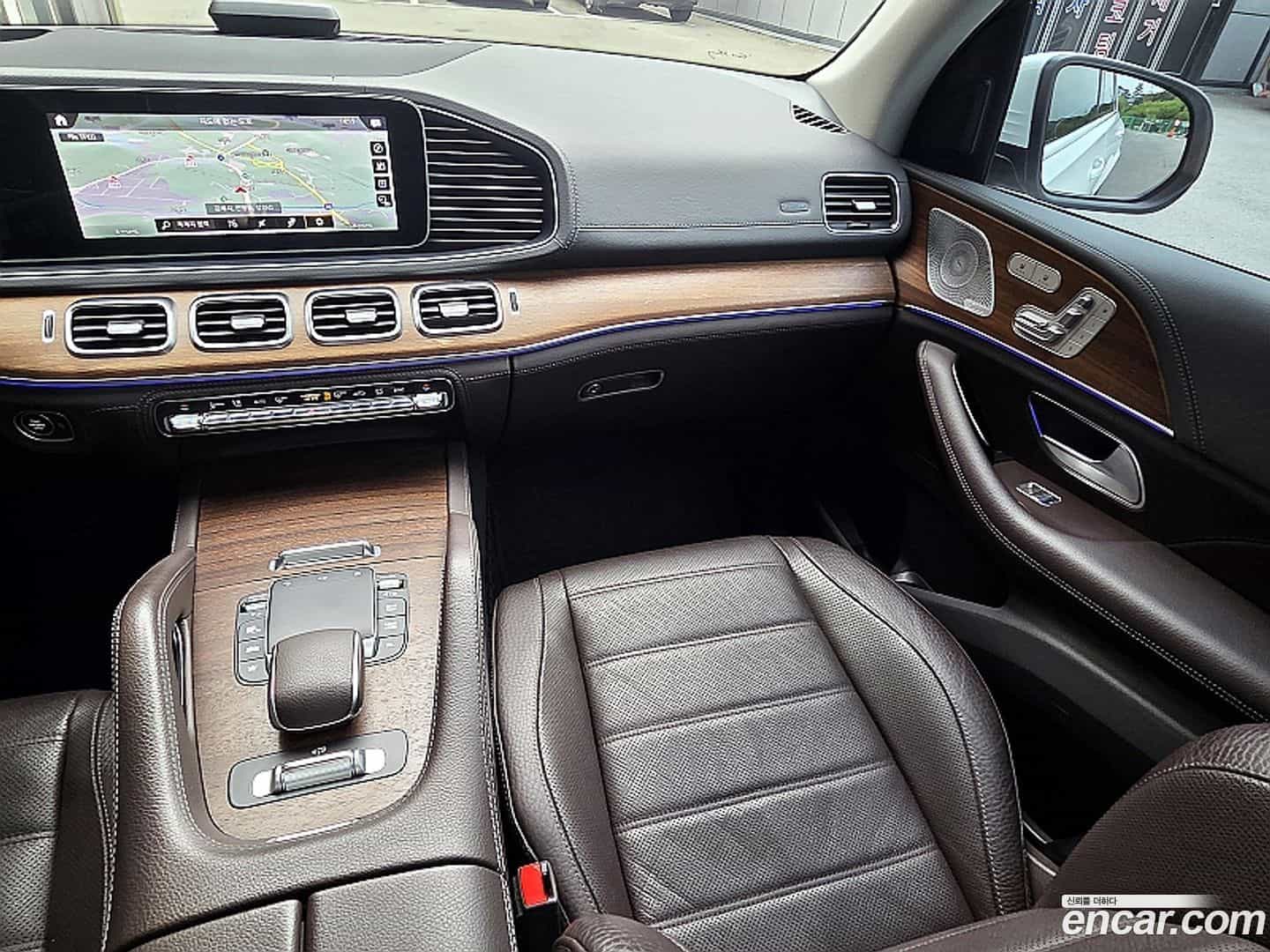 GLE-Class Mercedes-Benz 2020.9-INNER-009