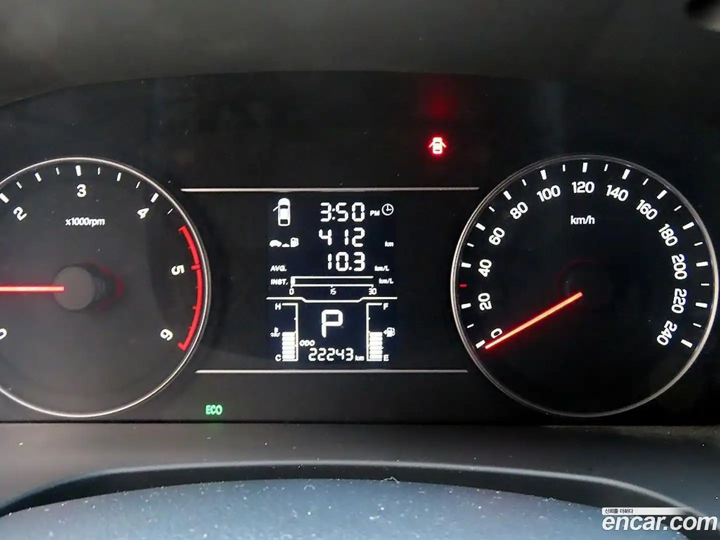 Rexton KG Mobility 2019.0-INNER-008