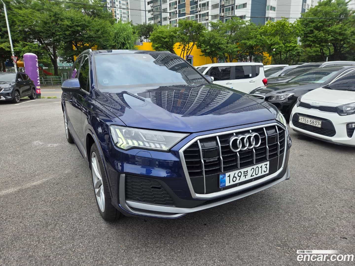 Q7 Audi 2023.11-OUTER-003
