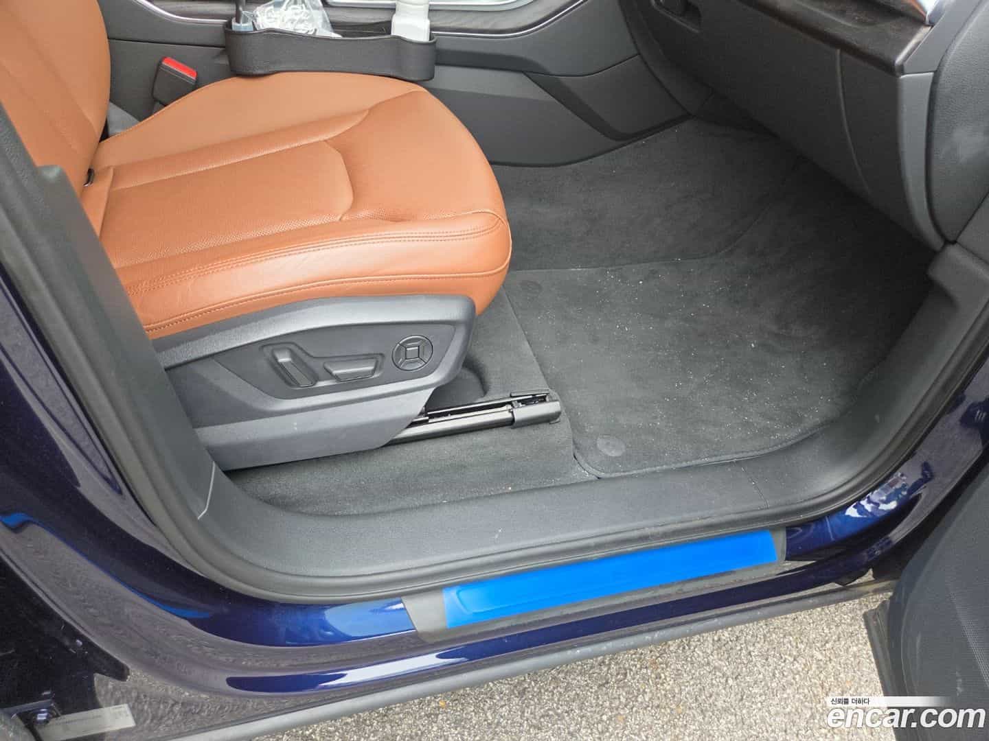 Q7 Audi 2023.11-OPTION-021