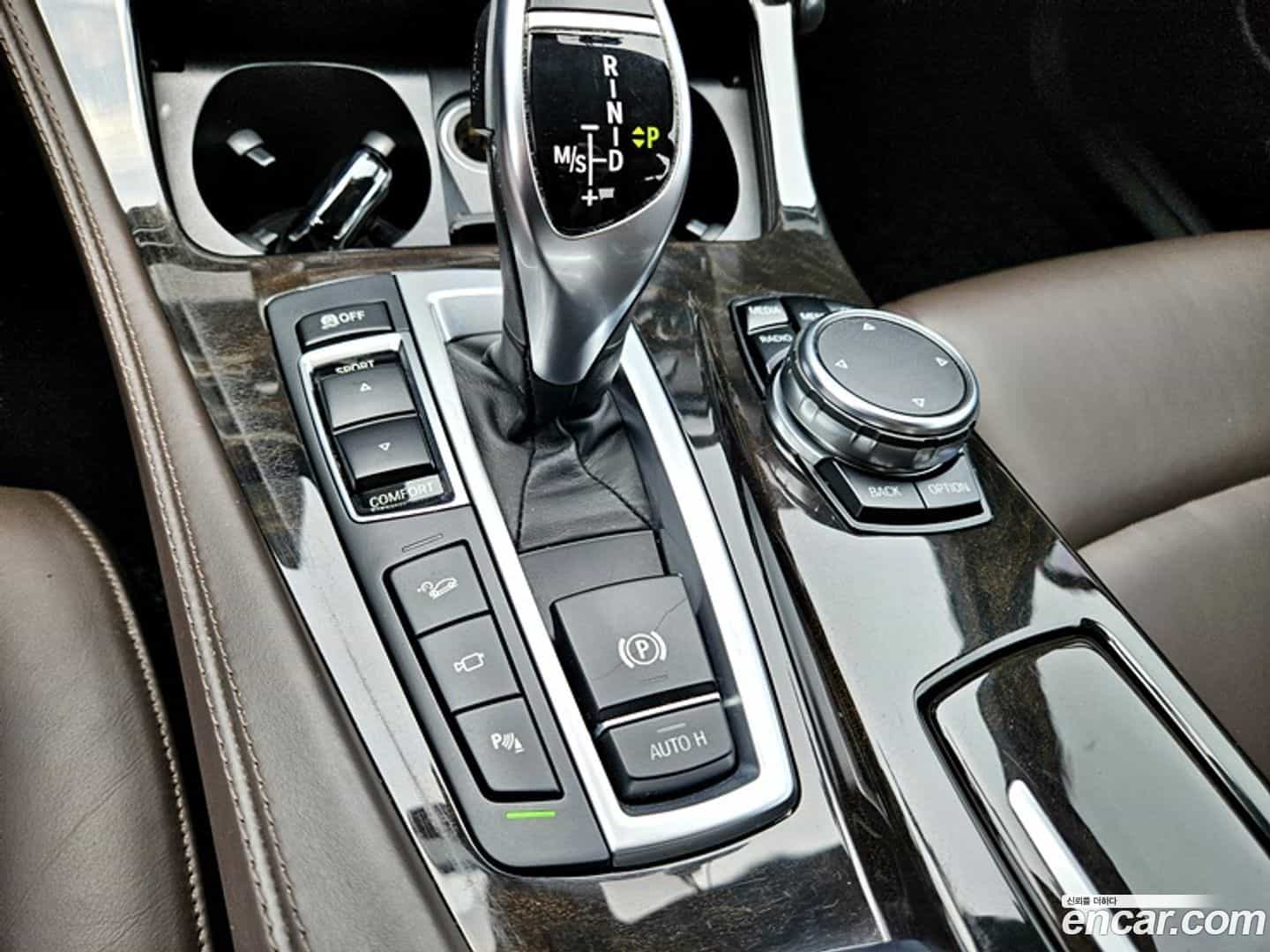 5-Series BMW 2016.11-INNER-010