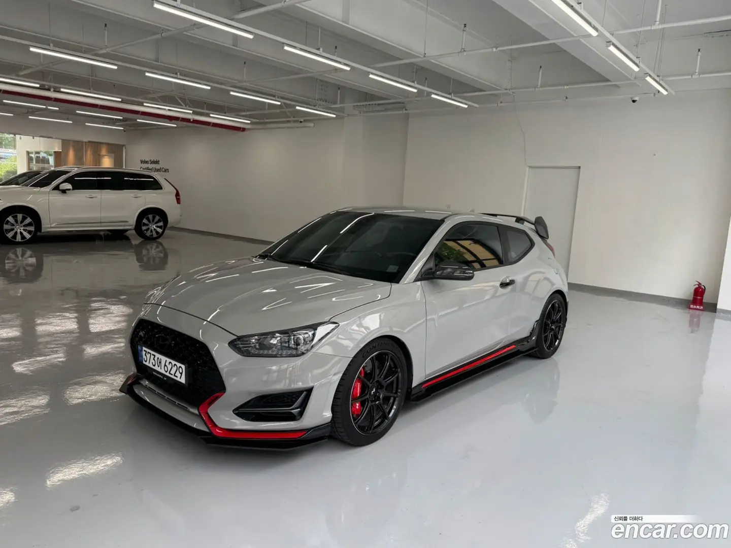 Main__Slider__Photo:Veloster Hyundai 2020.10-0