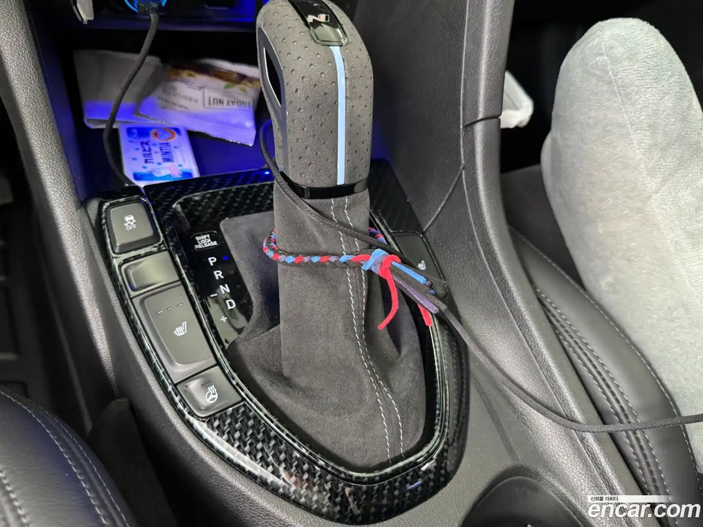 Veloster Hyundai 2020.10-OPTION-022