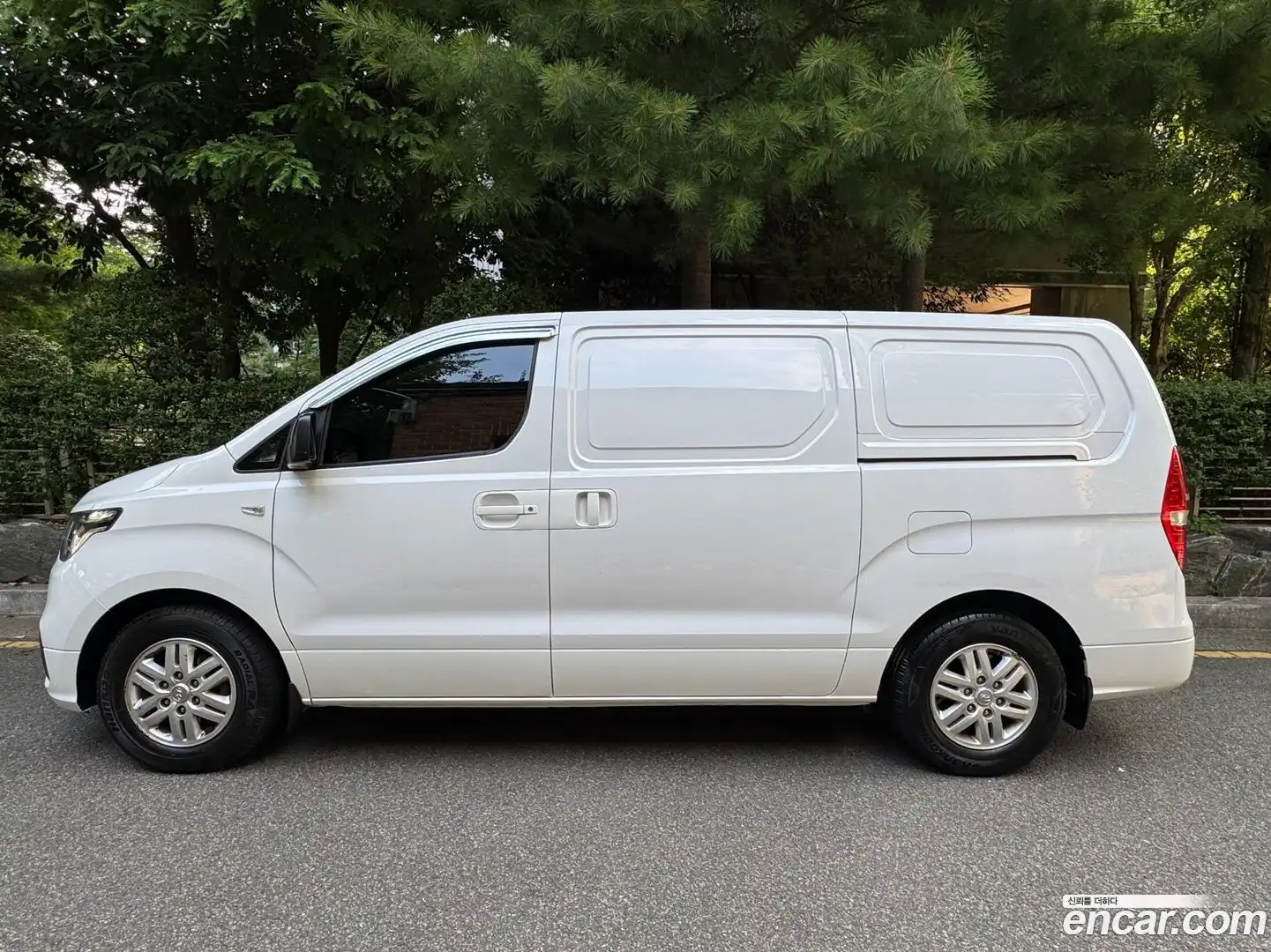 Starex Hyundai 2021.0-OUTER-003