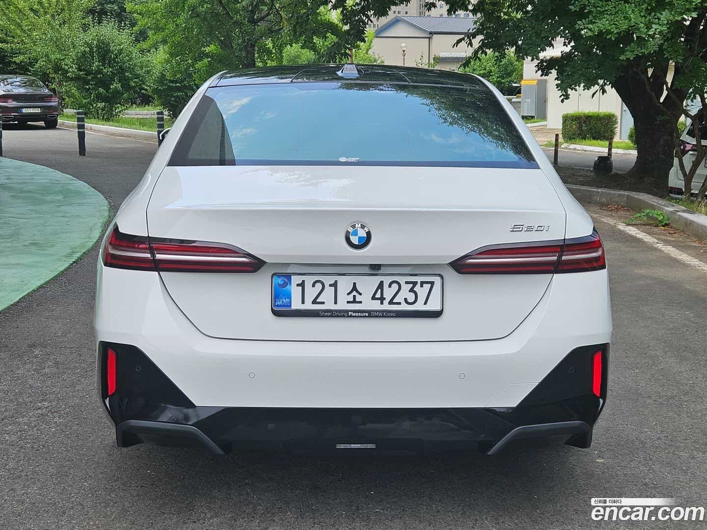 5-Series BMW 2025.7-OUTER-004
