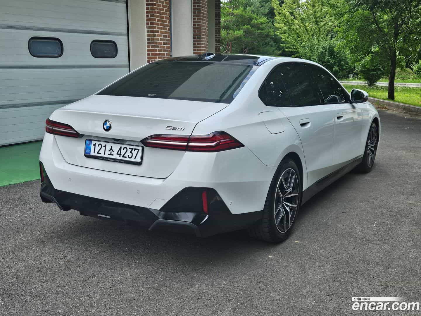 5-Series BMW 2025.7-OUTER-006