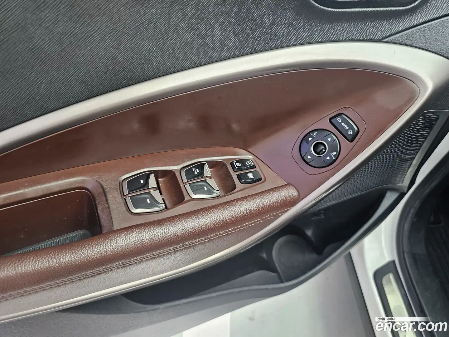 Santafe Hyundai 2016.9-OPTION-016