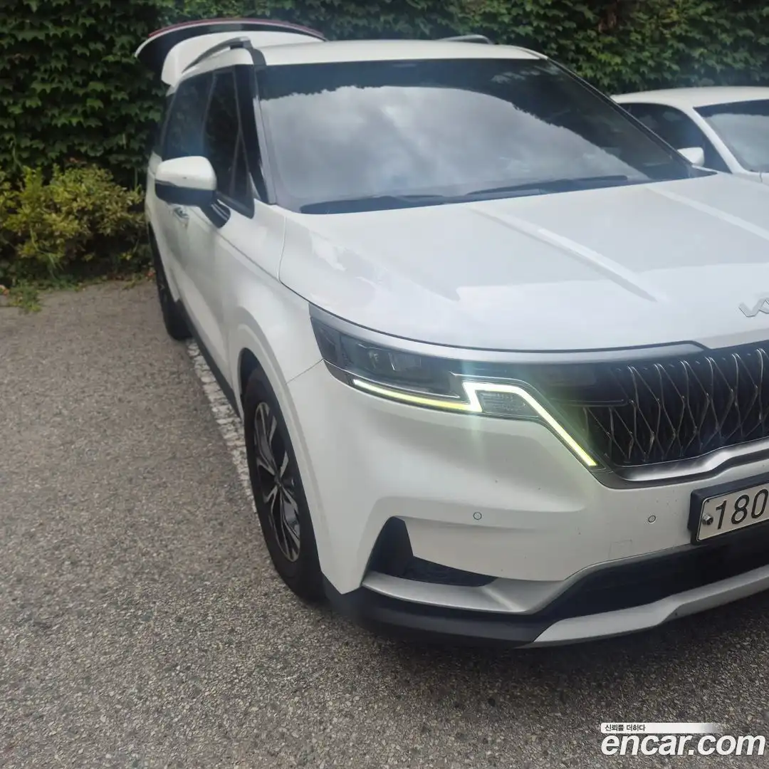 Canival Kia 2021.10-OUTER-001