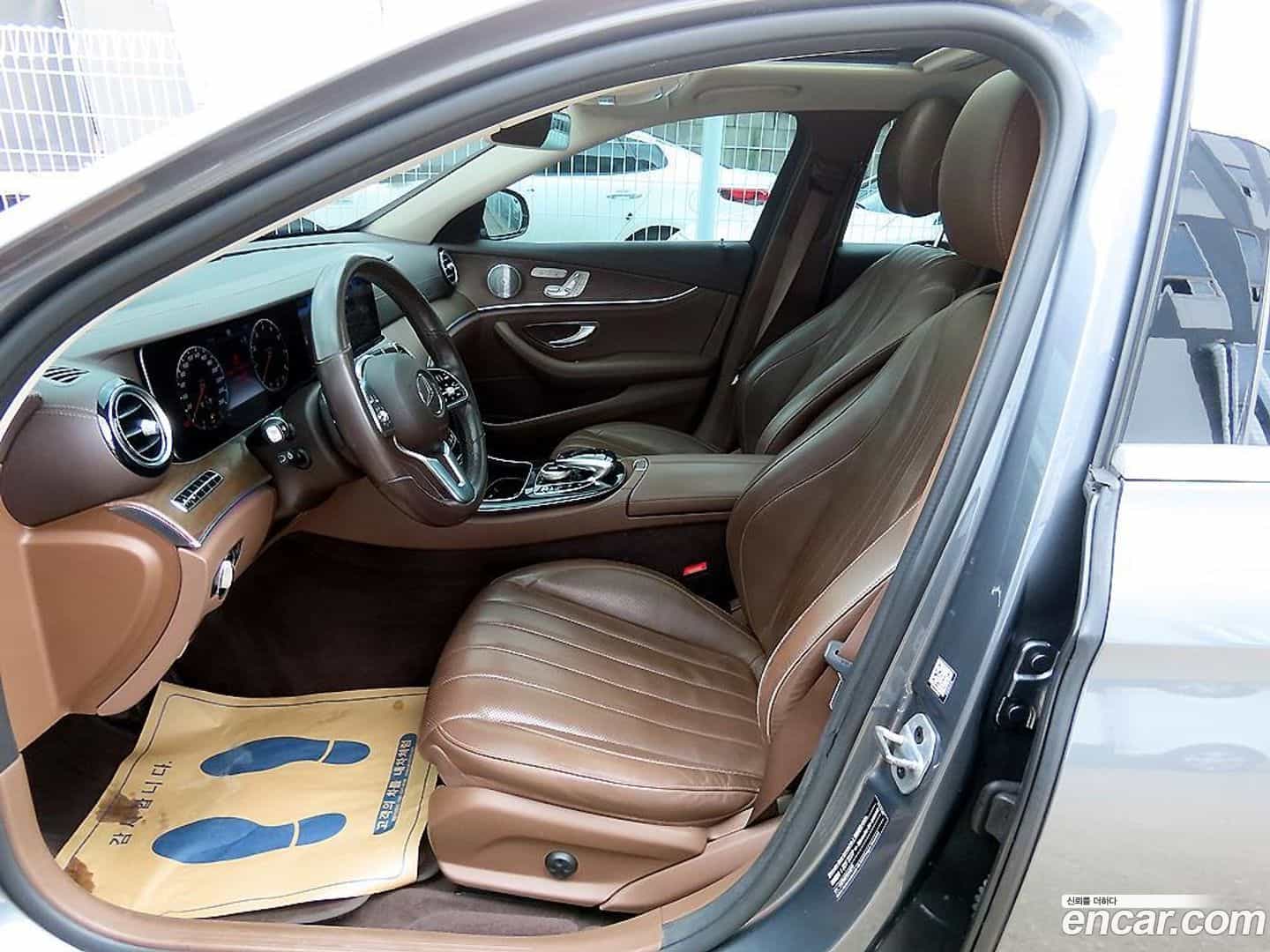 E-Class Mercedes-Benz 2018.11-OUTER-005