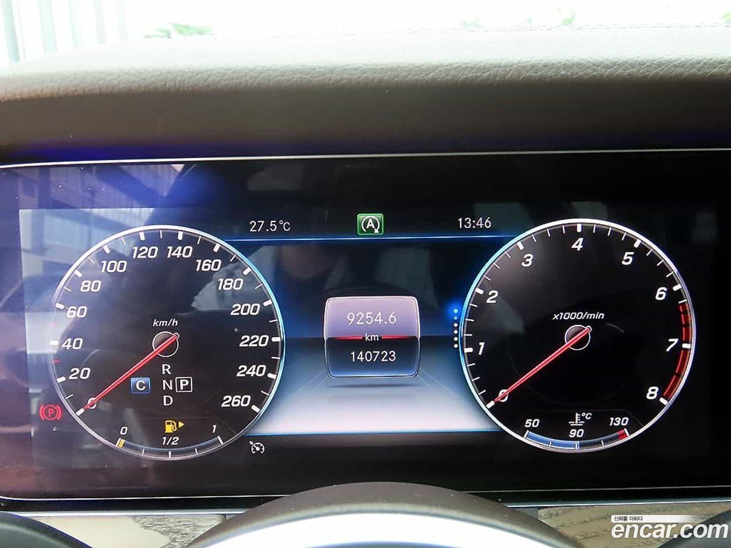 E-Class Mercedes-Benz 2018.11-INNER-009