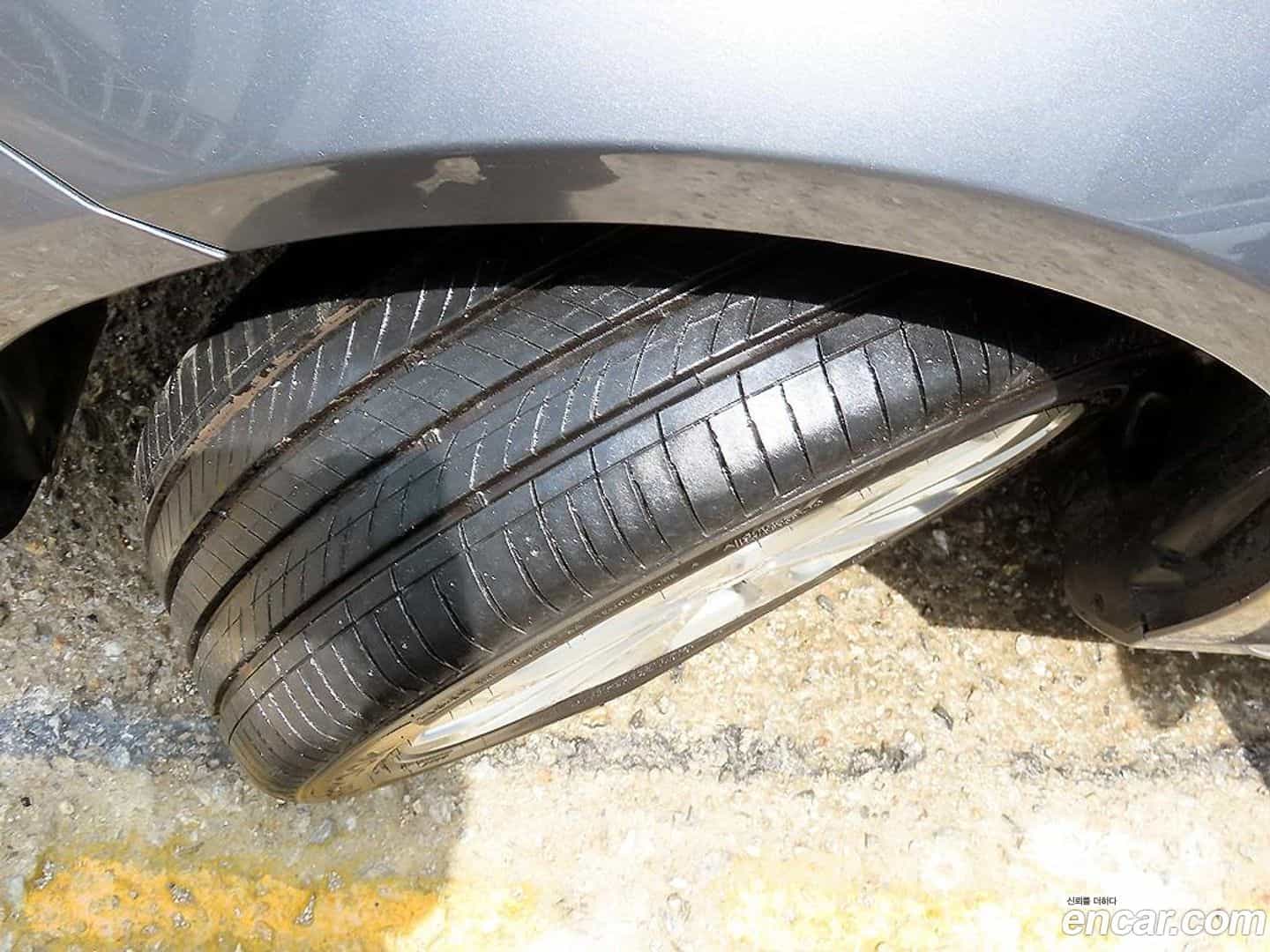 E-Class Mercedes-Benz 2018.11-OPTION-024