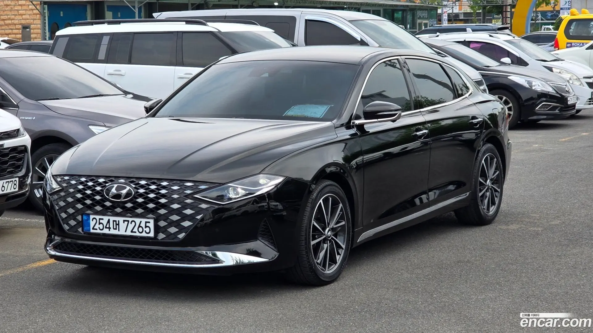 Main__Slider__Photo:Grandeur Hyundai 2020.0-0
