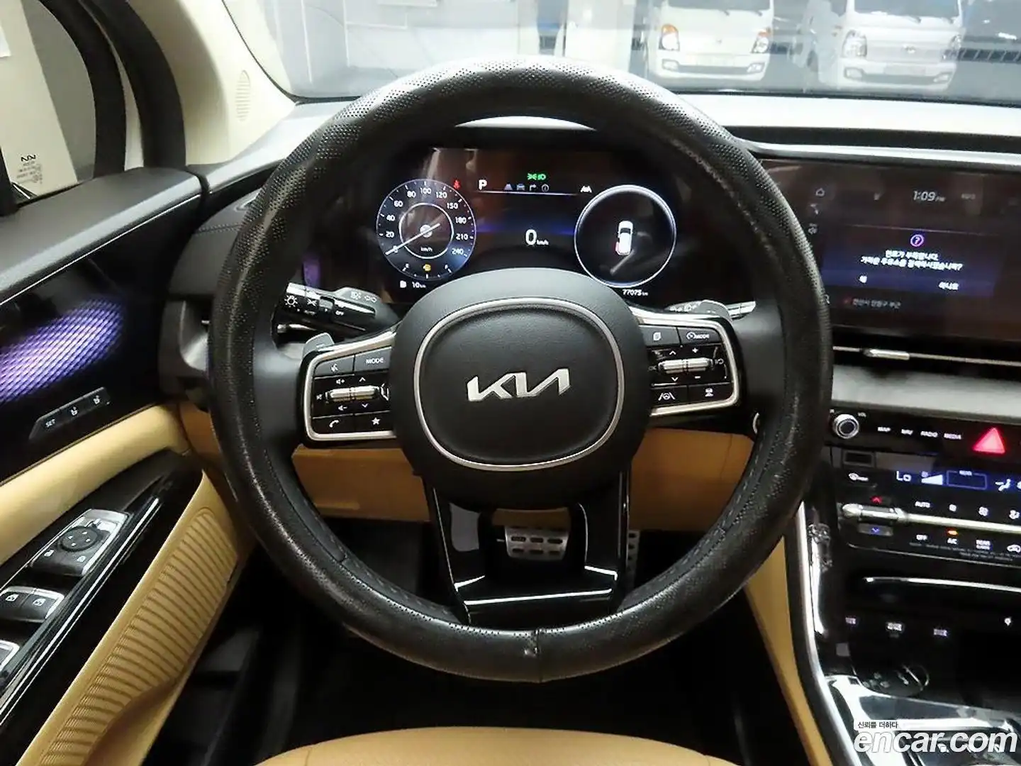 Canival Kia 2023.1-INNER-008