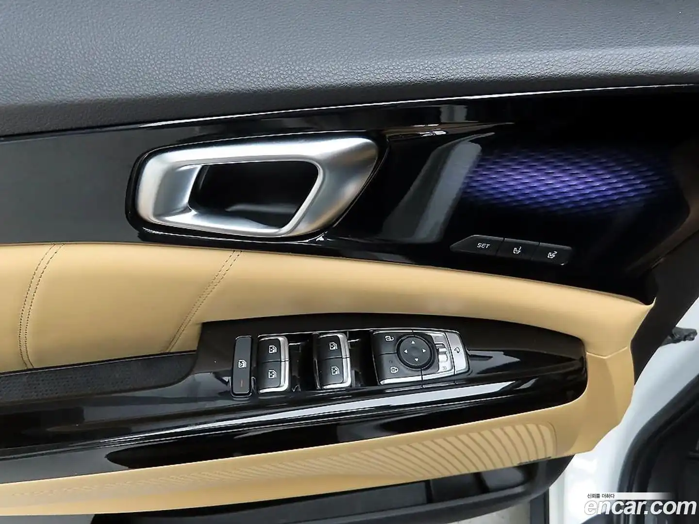 Canival Kia 2023.1-OPTION-016