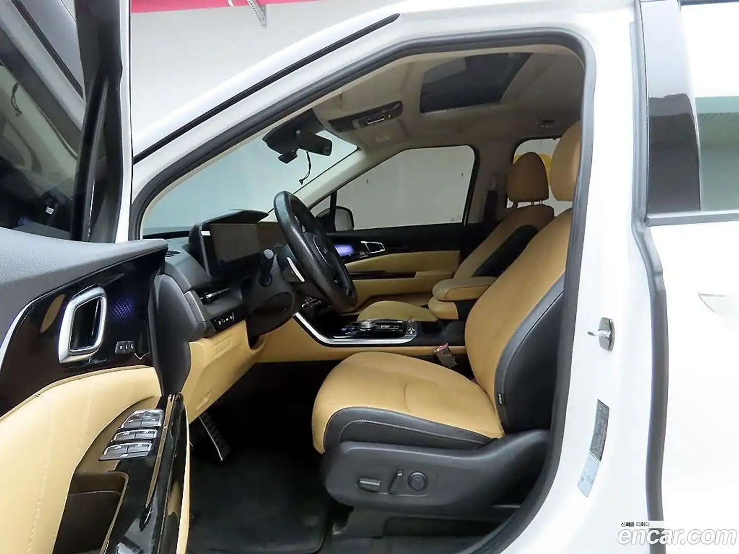 Canival Kia 2023.1-OPTION-017