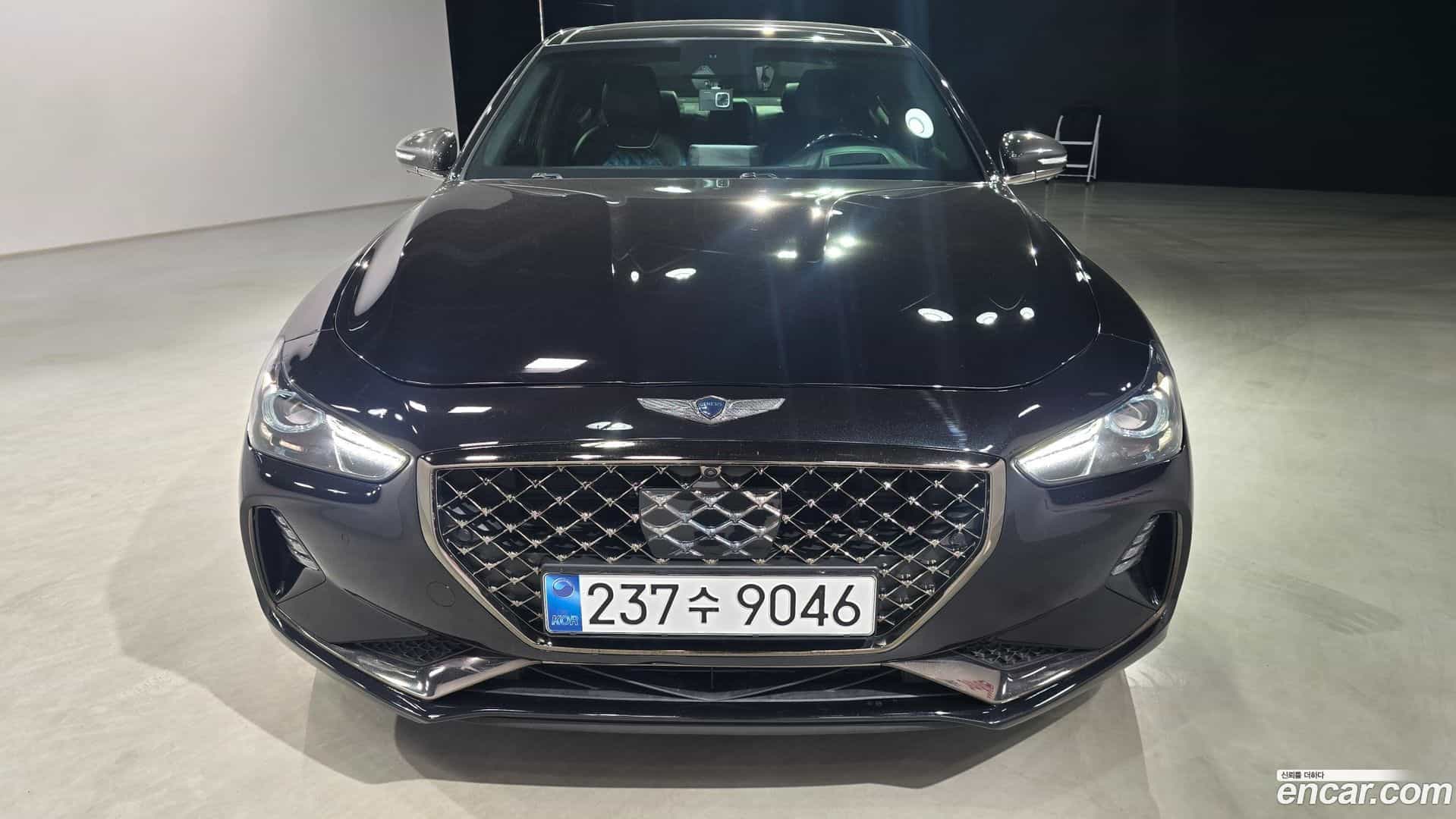 G70 Genesis 2020.6-OUTER-003