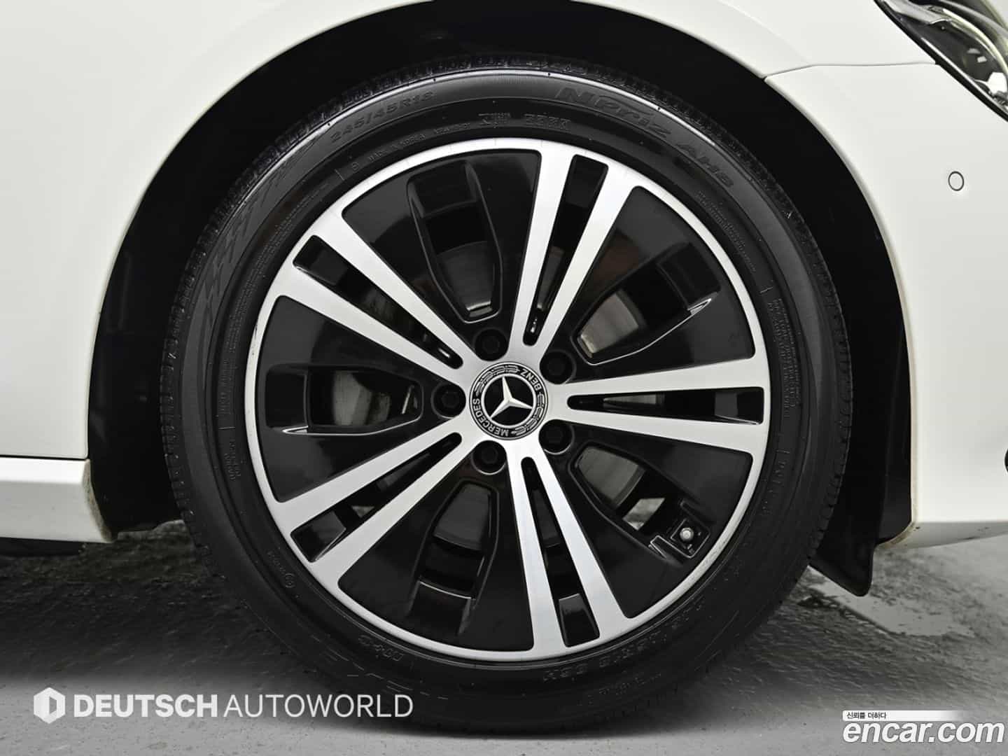 E-Class Mercedes-Benz 2021.6-OUTER-005