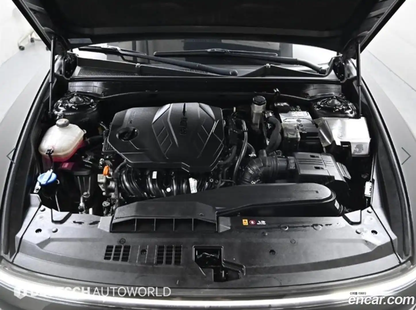 Grandeur Hyundai 2023.0-OPTION-024