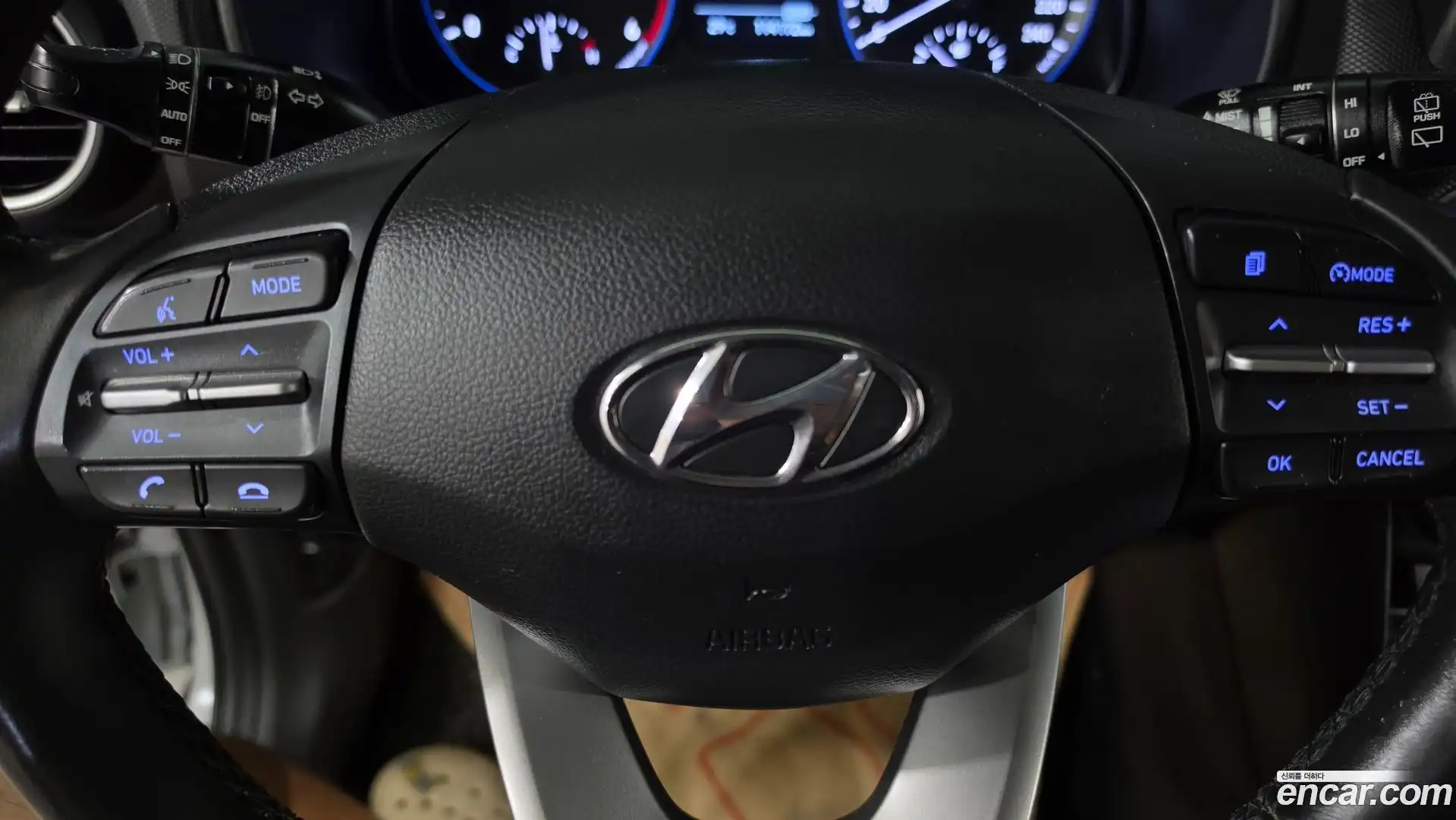 Kona Hyundai 2018.2-OPTION-018