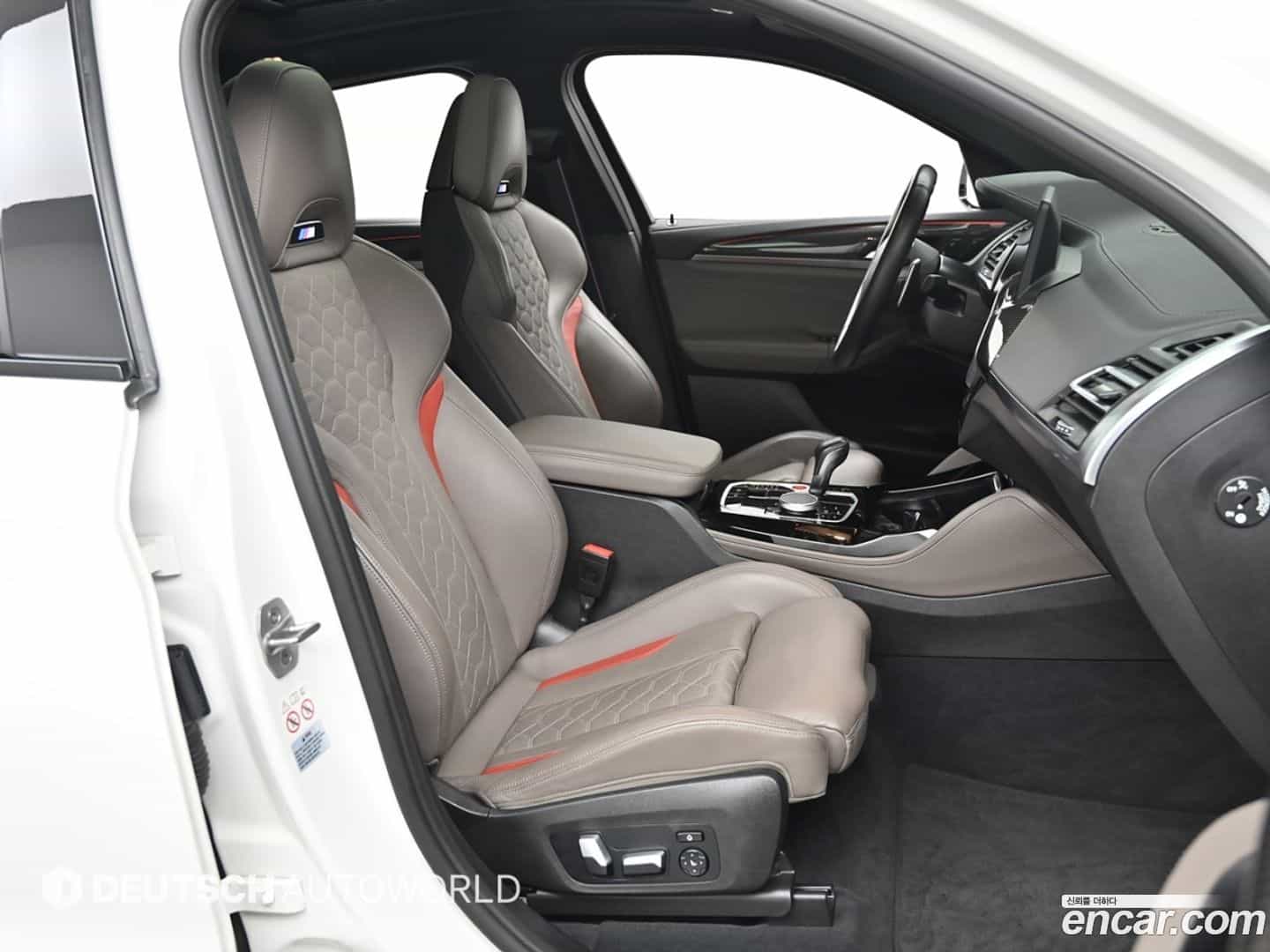 X4M BMW 2022.2-INNER-010