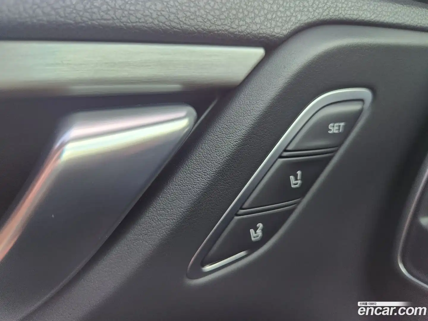Grandeur Hyundai 2018.10-OPTION-015