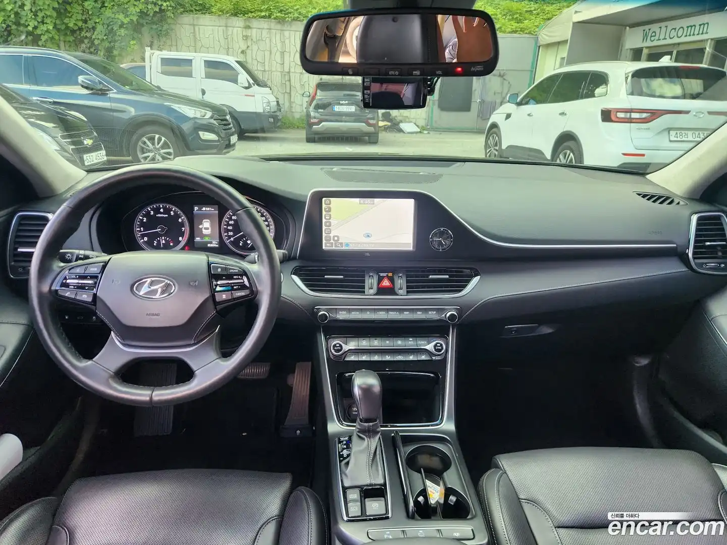 Grandeur Hyundai 2018.10-OPTION-020