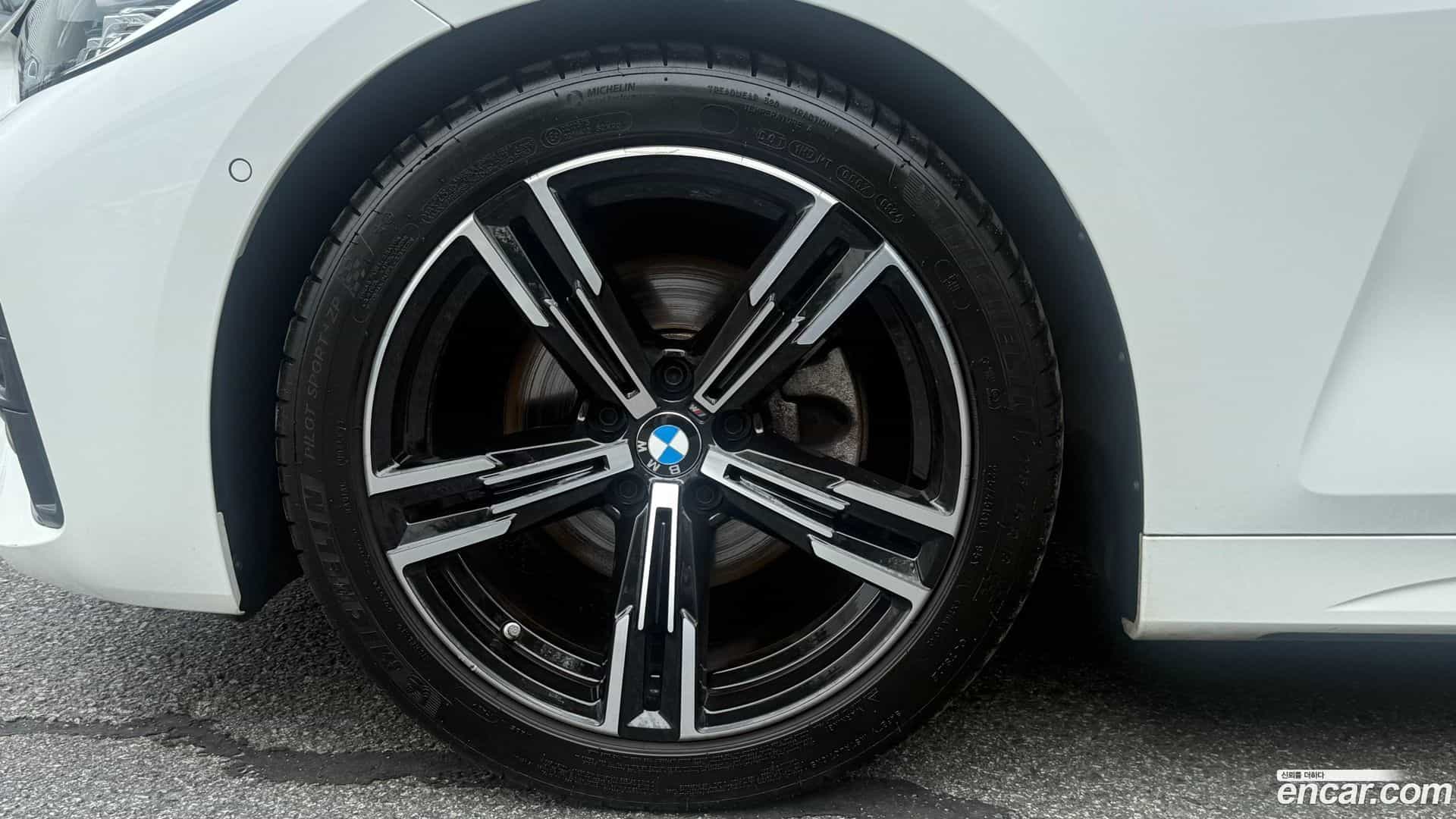 4-Series BMW 2022.4-OUTER-005