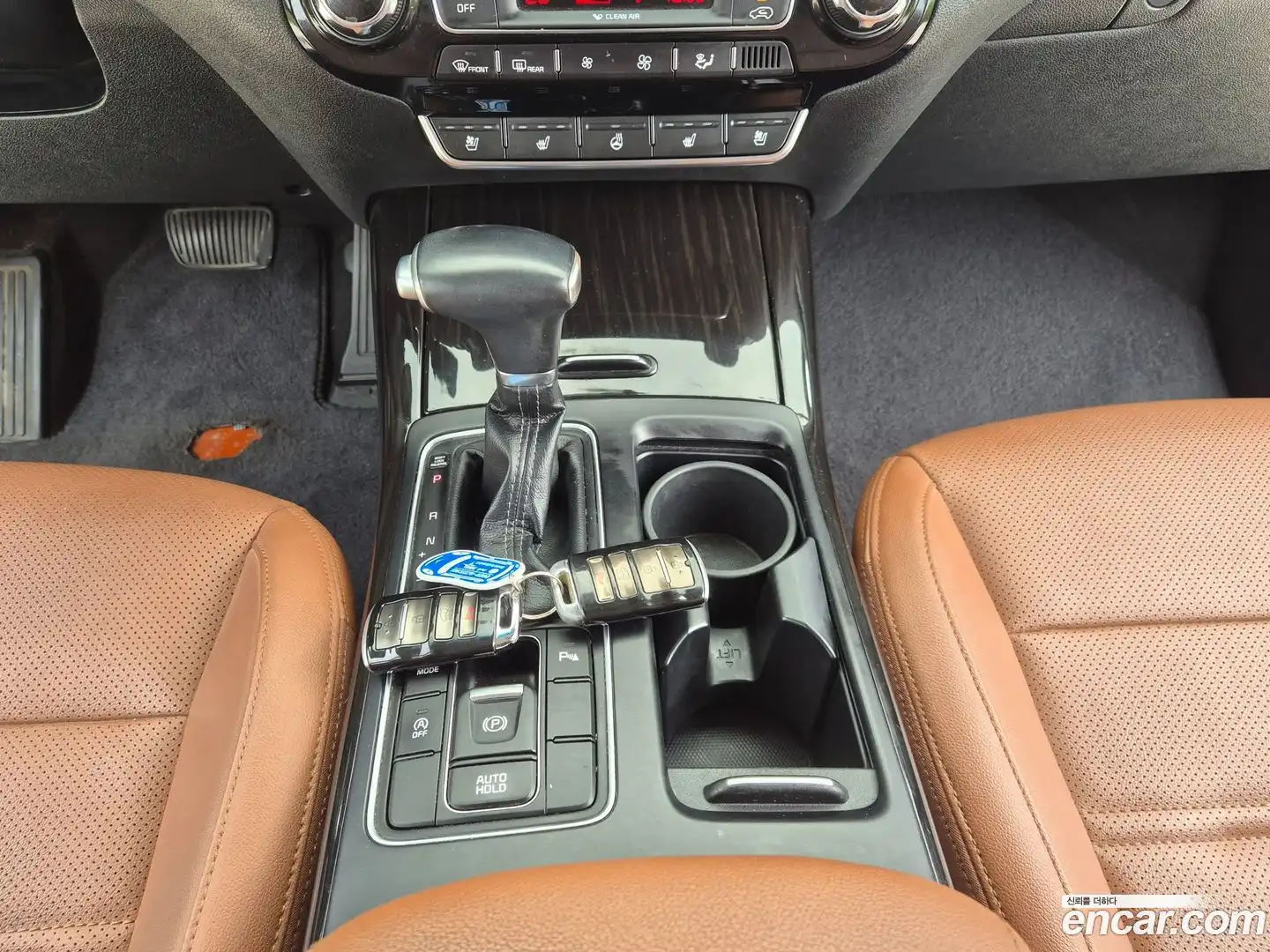 Sorento Kia 2018.8-OPTION-017