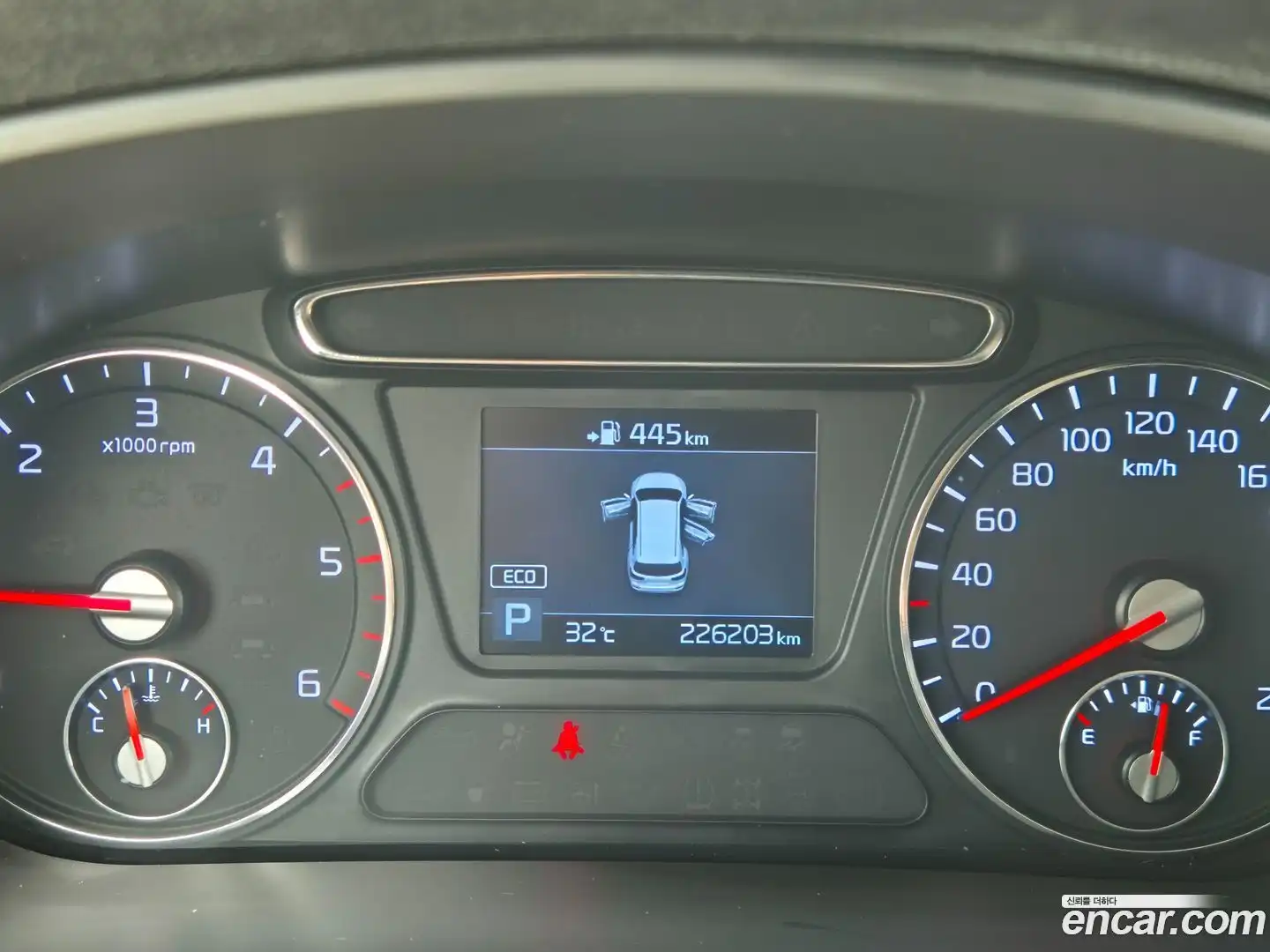 Sorento Kia 2018.8-OPTION-020