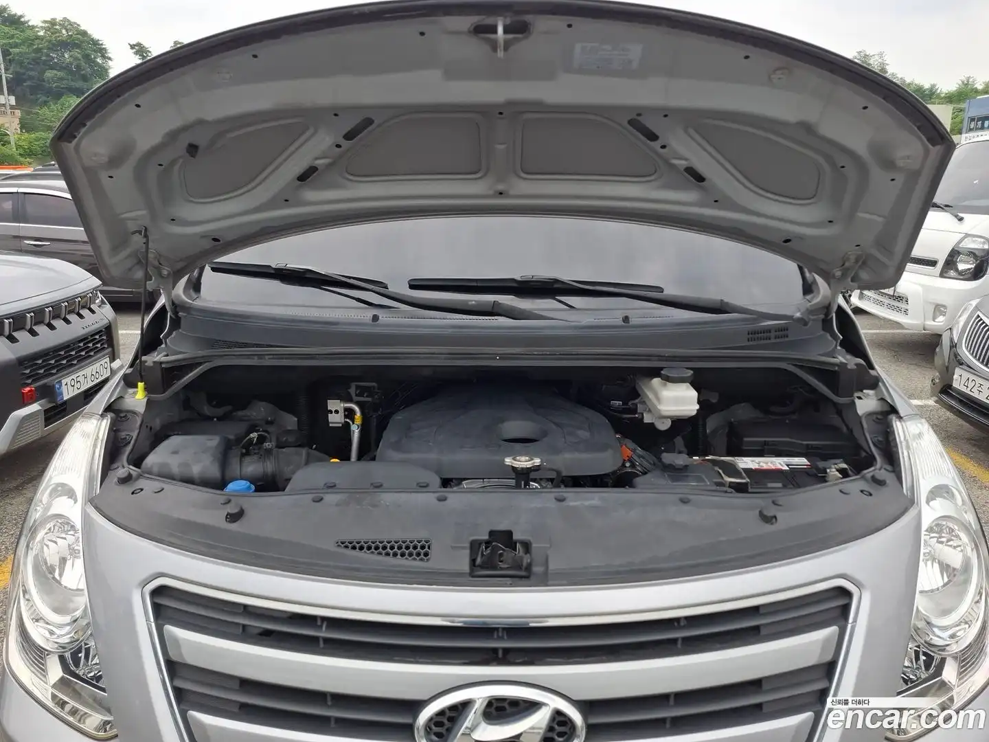 Starex Hyundai 2017.8-OUTER-006