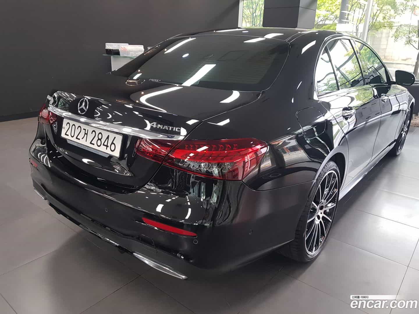 E-Class Mercedes-Benz 2022.11-OUTER-002