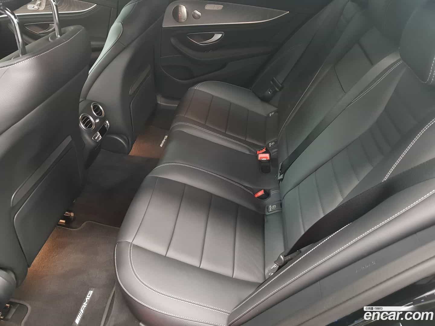 E-Class Mercedes-Benz 2022.11-INNER-010