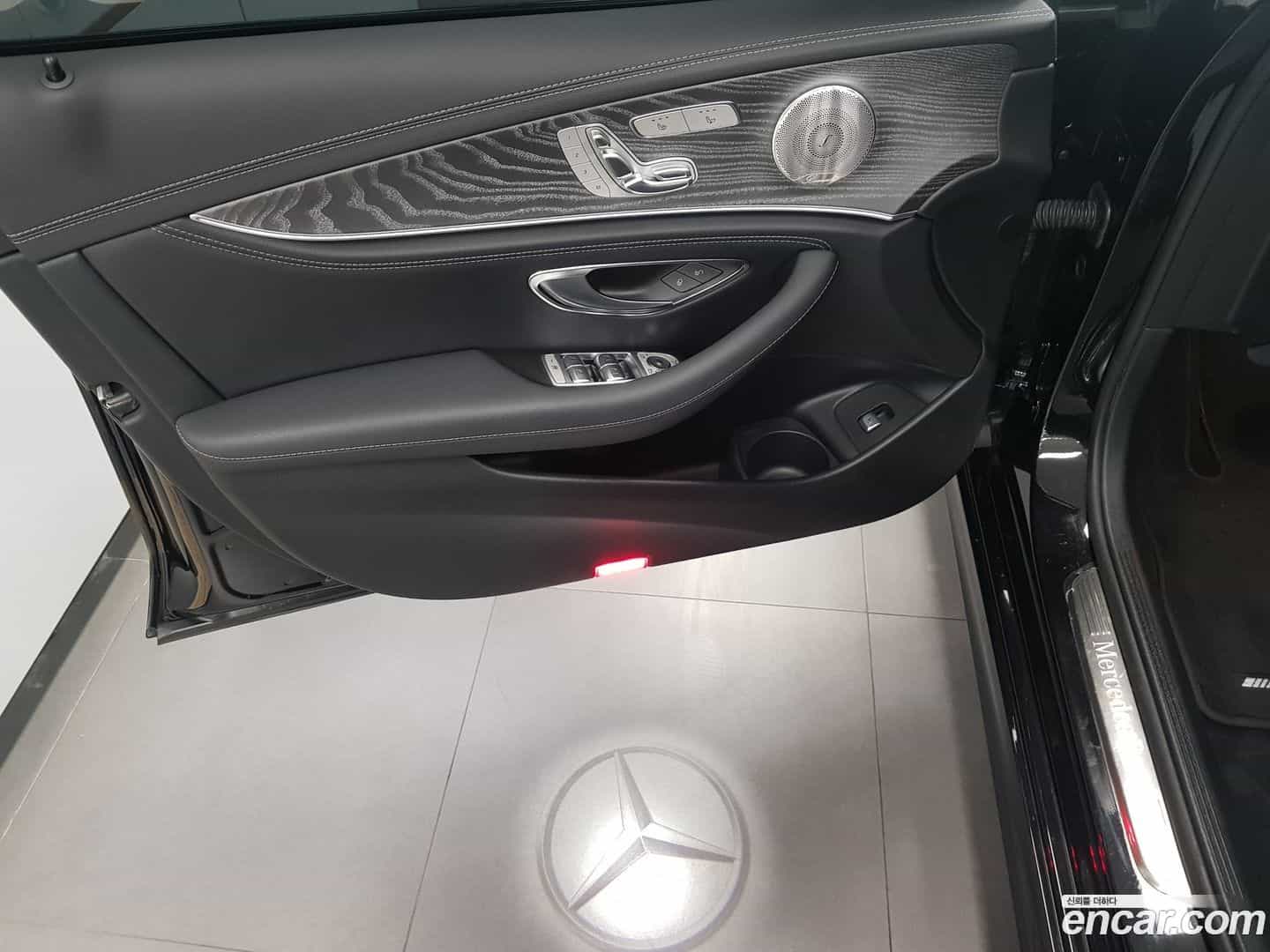 E-Class Mercedes-Benz 2022.11-OPTION-019