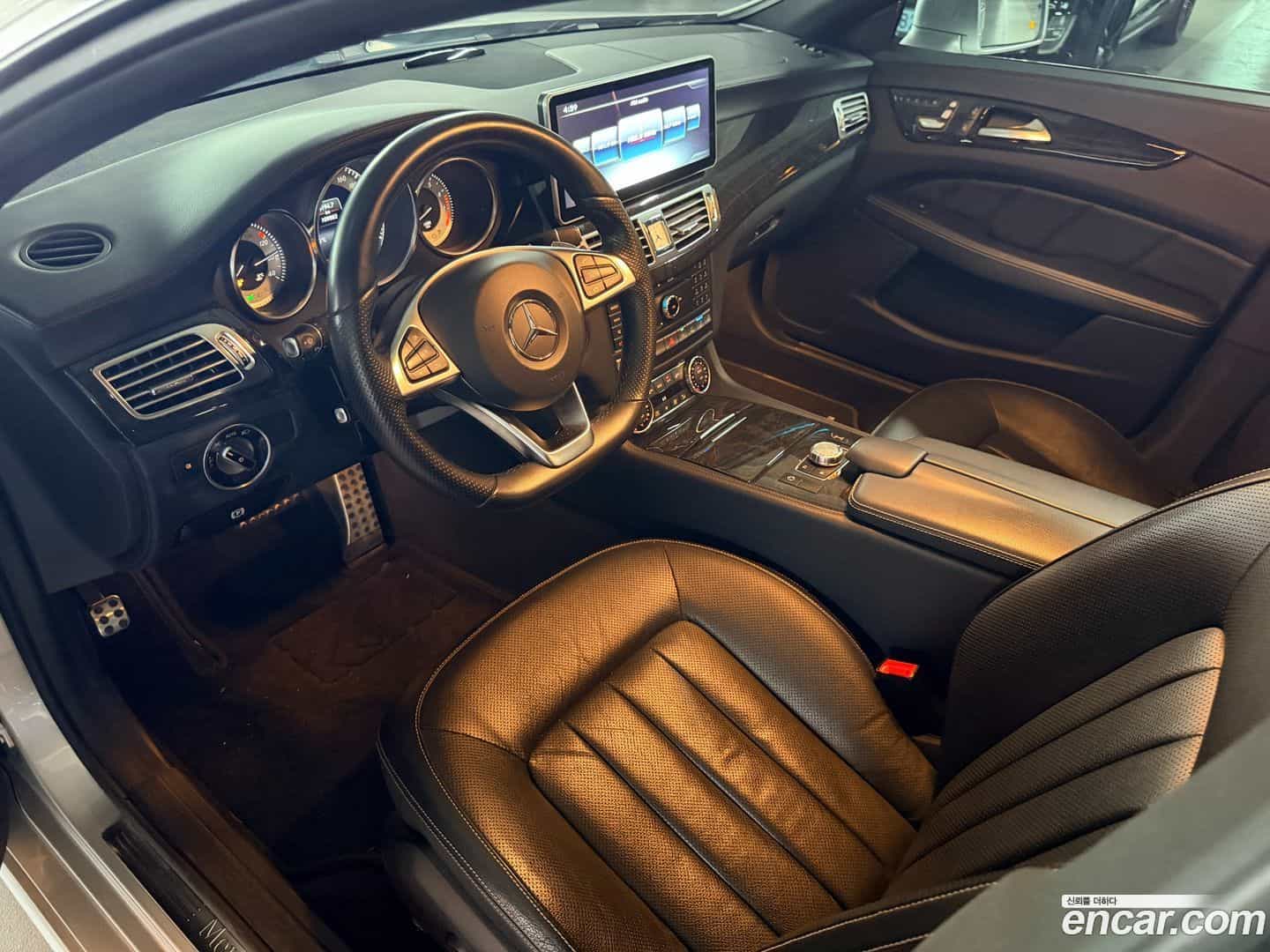 CLS-Class Mercedes-Benz 2015.0-OUTER-005