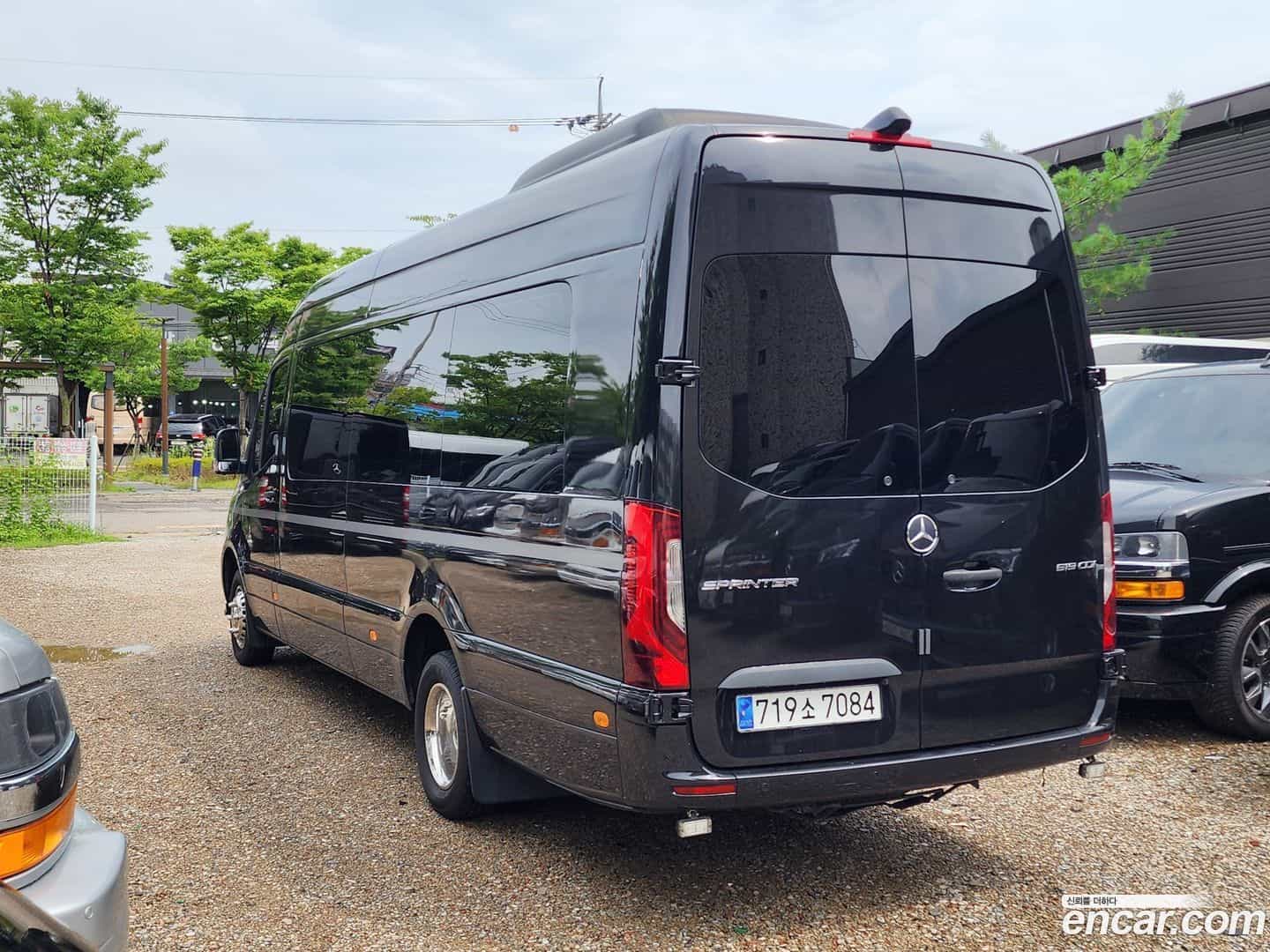 Sprinter Mercedes-Benz 2021.8-OUTER-002