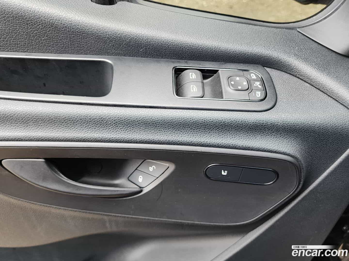 Sprinter Mercedes-Benz 2021.8-OPTION-017