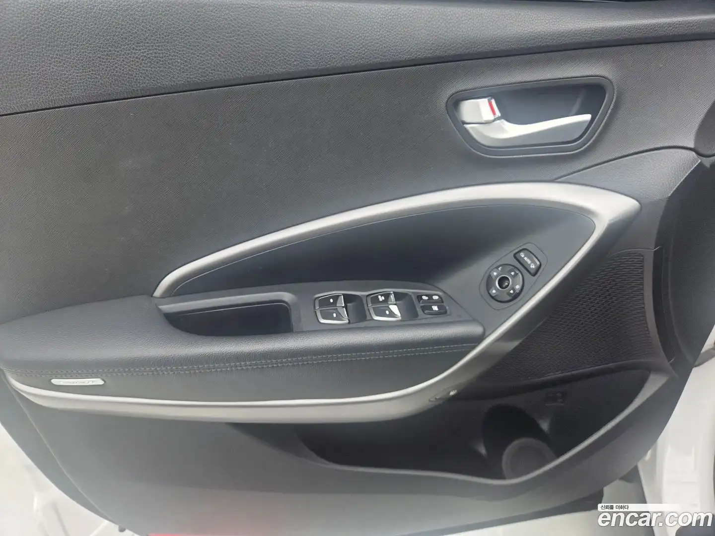 Santafe Hyundai 2016.11-INNER-010