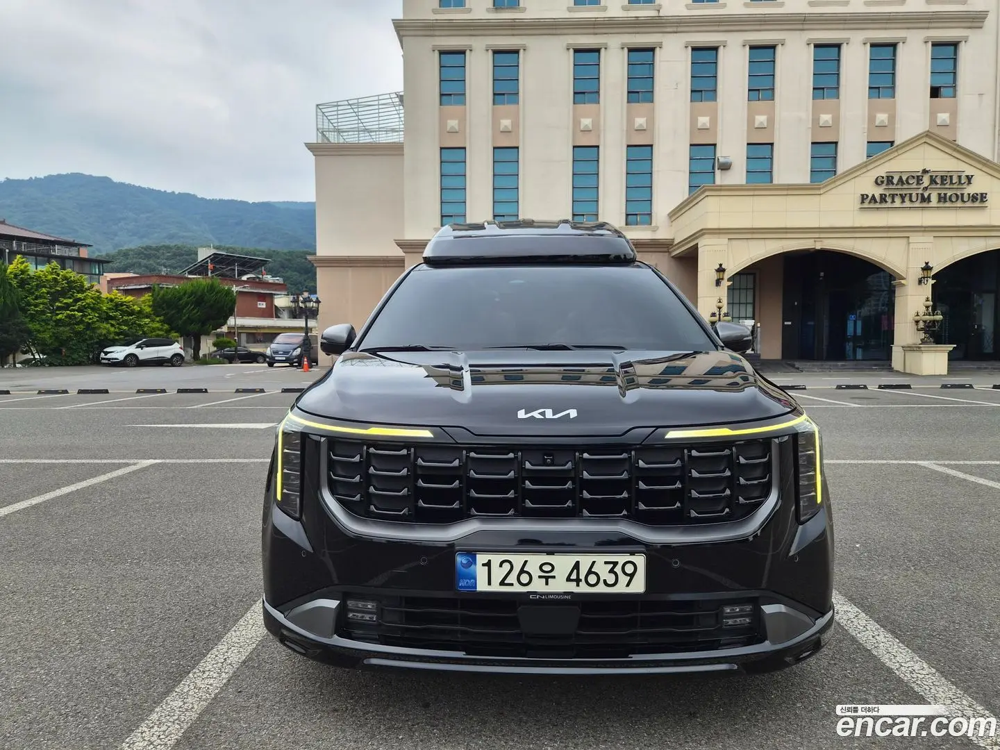 Main__Slider__Photo:Canival Kia 2024.3-0