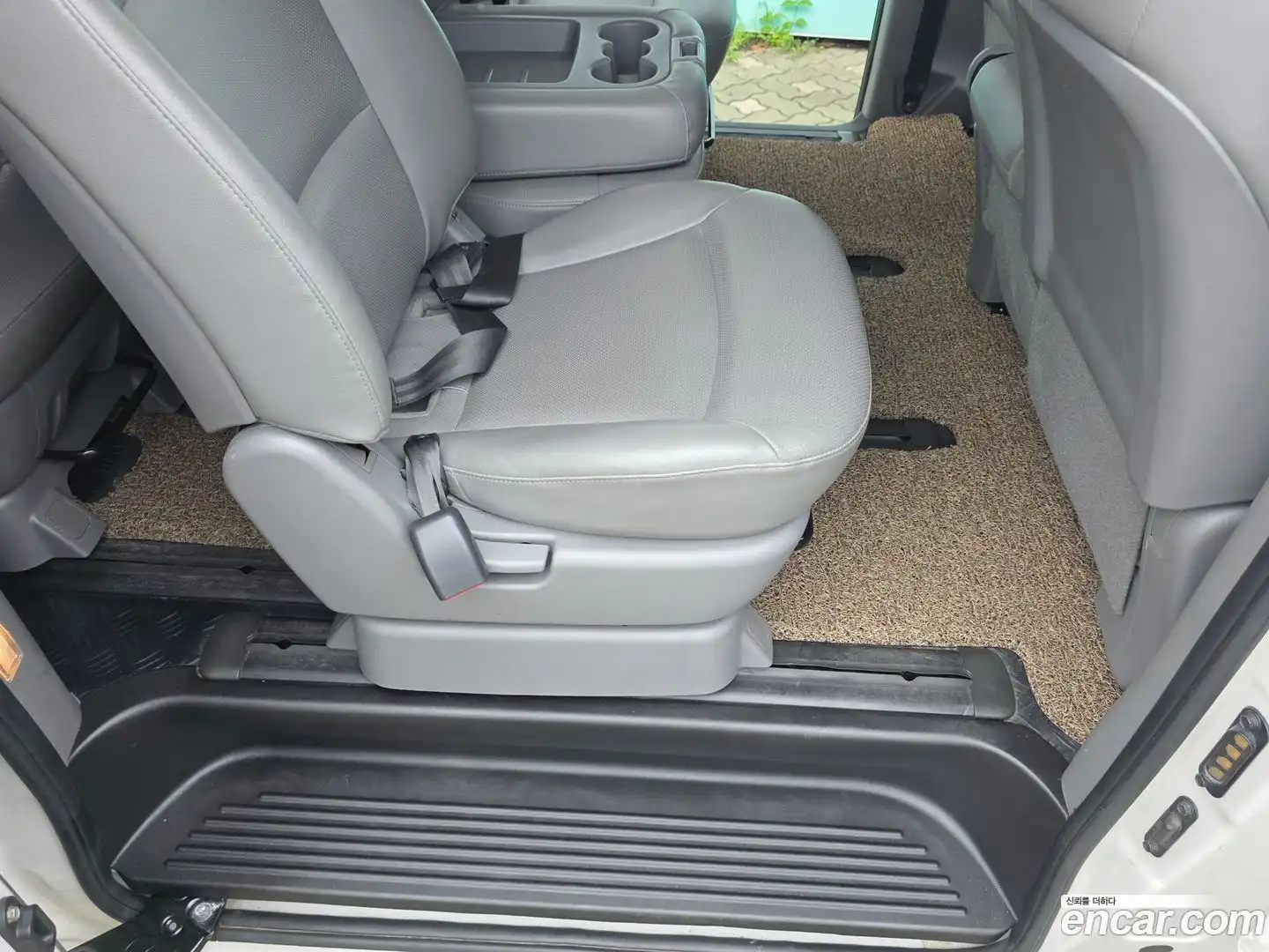 Starex Hyundai 2016.4-OPTION-016