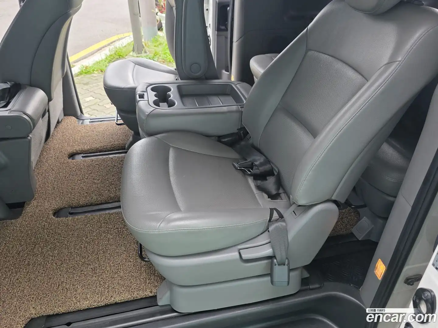 Starex Hyundai 2016.4-OPTION-018