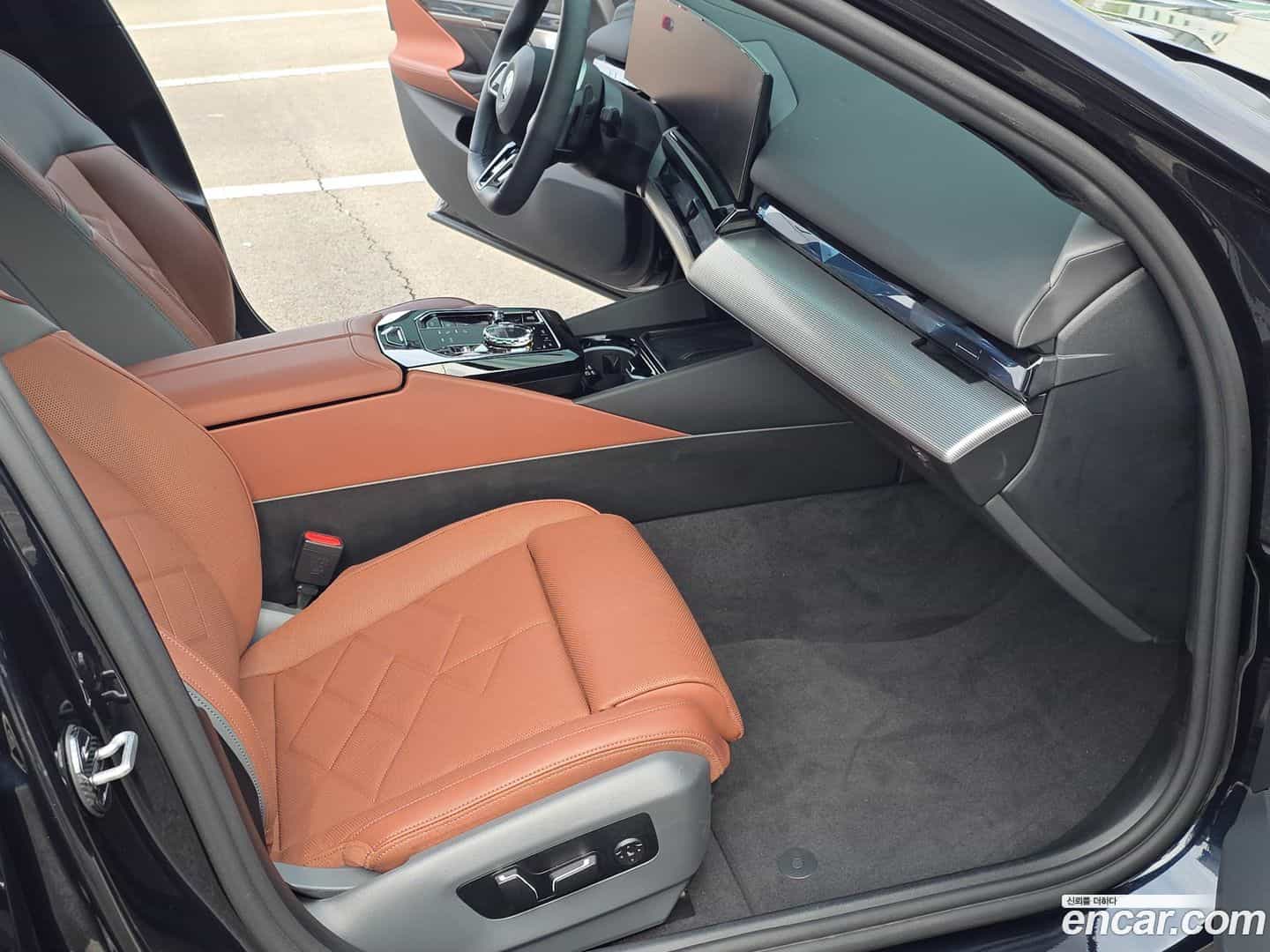 5-Series BMW 2025.7-INNER-010